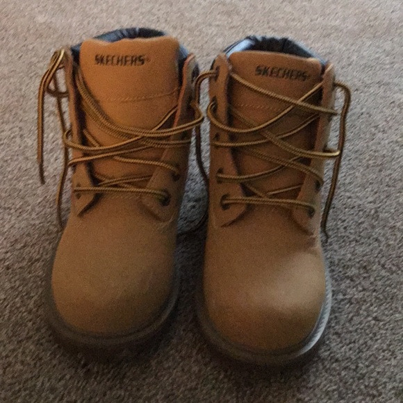 Girls Skechers - Picture 2 of 8